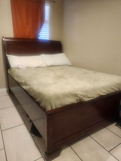 Full bedframe