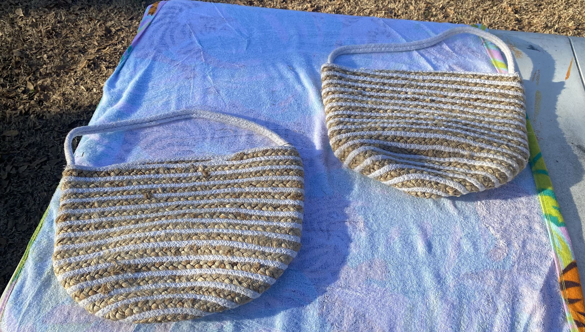 2 Totes