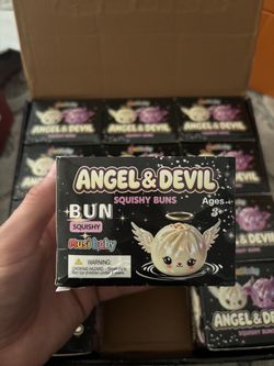 all kinds of asmr toys/squishy/needohs