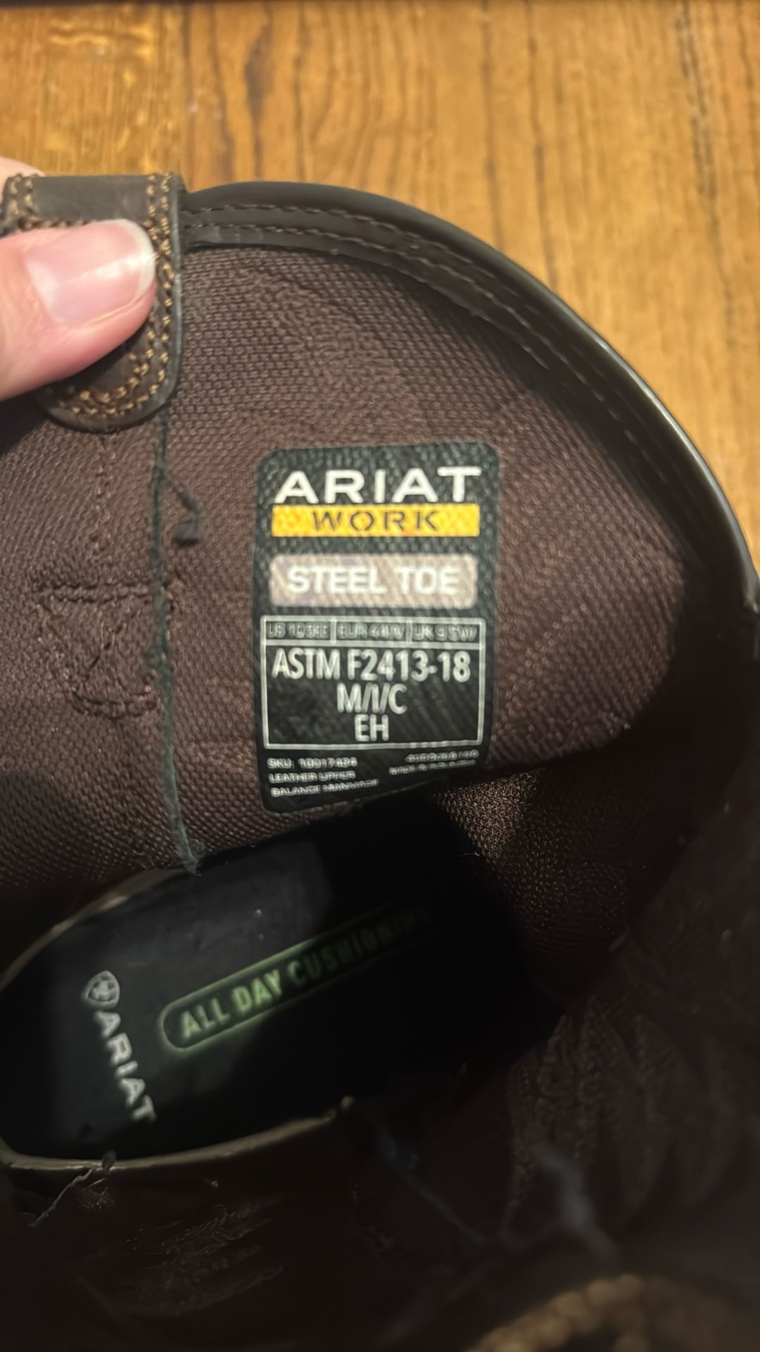 Men’s Ariat Steel Toe Cowboy Boots Size 10 1/2