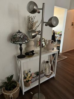 Floor Lamp 