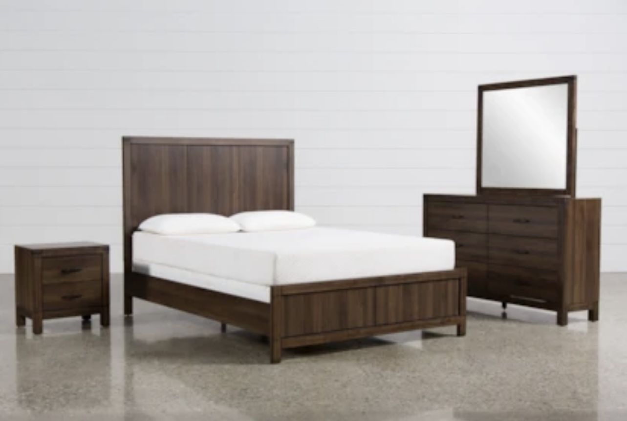 $160 Queen Bedroom Set 