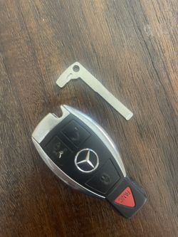 Mercedes Benz Key