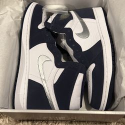 Jordan 1 High Sz 9 $190