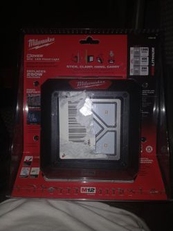 Milwaukee Rover Flood light
