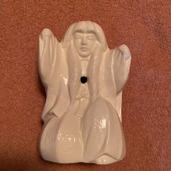 Vintage Haeger Pottery Ghost / Tiki-Style Figure – Often Called “Benihana Tiki”