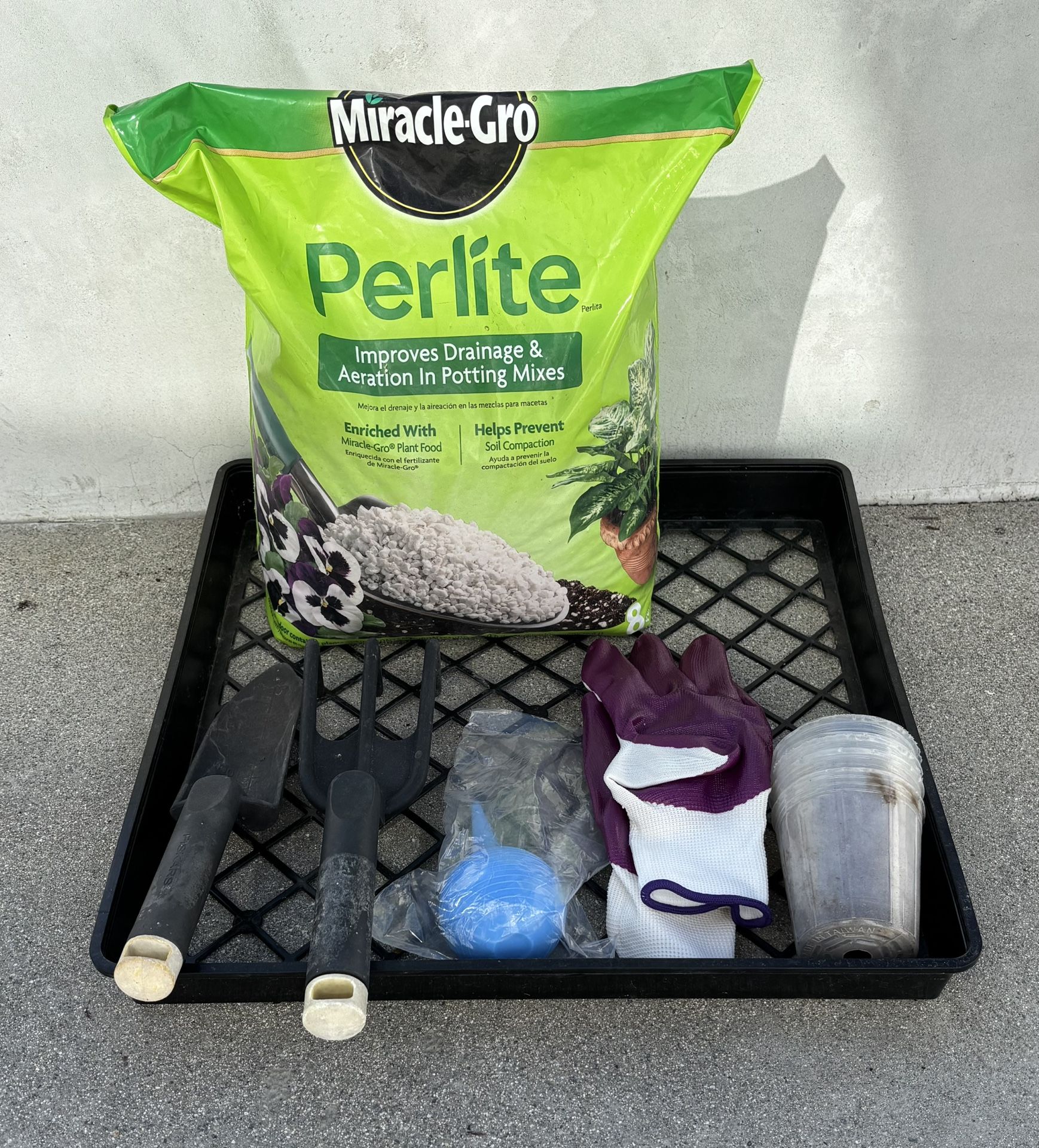 garden supplies lot - hand tools tray perlite gloves starter pots