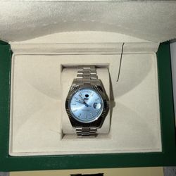 luxury watch 