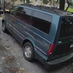 2000 Chevy Astro Van