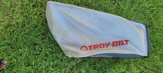 TROY-BUILT GRASS CATCHER