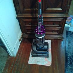 "DYSON Absolute "Animal Cyclone Upright Vacuum cleaner