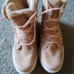 Women's Size 9.5 Sorel Boots Faux Fur Pick Up In Florence KY 