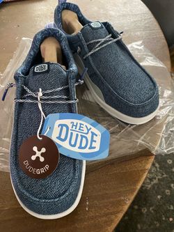 Size 10 HEY DUDES (new)