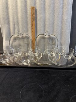 6 Apple shaped snack, dessert, luncheon plates with cups
