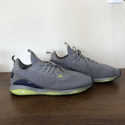 Men pumas shoes size 12