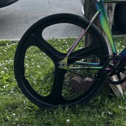 SELLING TRI SPOKE (CASH ONLY)