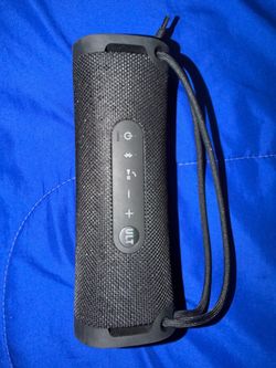 Sony ULT Field 1 blue tooth speaker