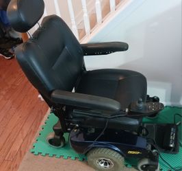 Electric Chair $300 Obo