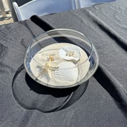 7 Vases And Sand For Centerpieces