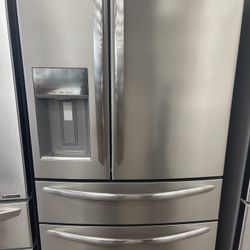 Frigidaire Stainless Steel Refrigerator $800