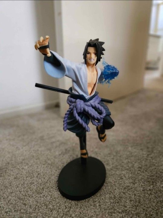 Sasuke Uchiha Figure 