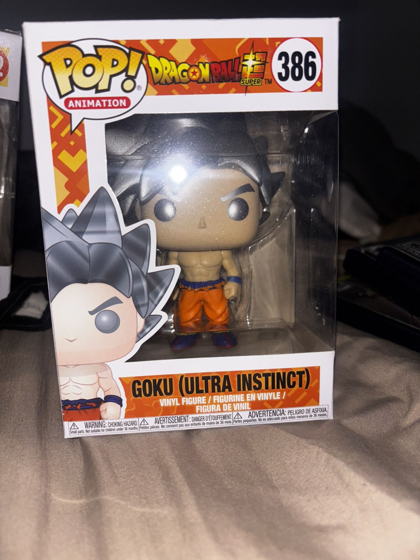 FUNKO POP-GOKU(ultra Instinct)