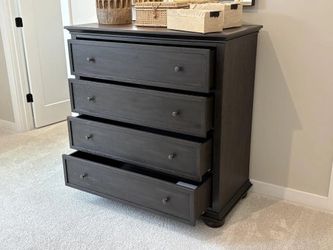 Four Hands 3piece set Chest and 2 nightstands
