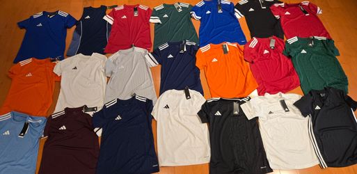 Adidas Women’s Soccer Jersey Small