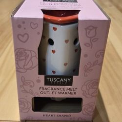 NEW Tuscany Heart Shaped Wax Warmer Plug In Nightlight