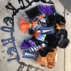 Halloween Costumes and Decorations 