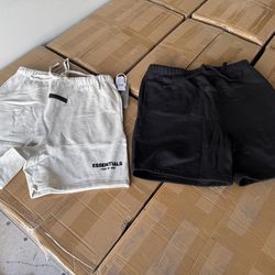 Essential  shorts