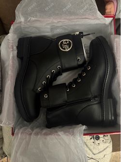 Guess Black boots size 8