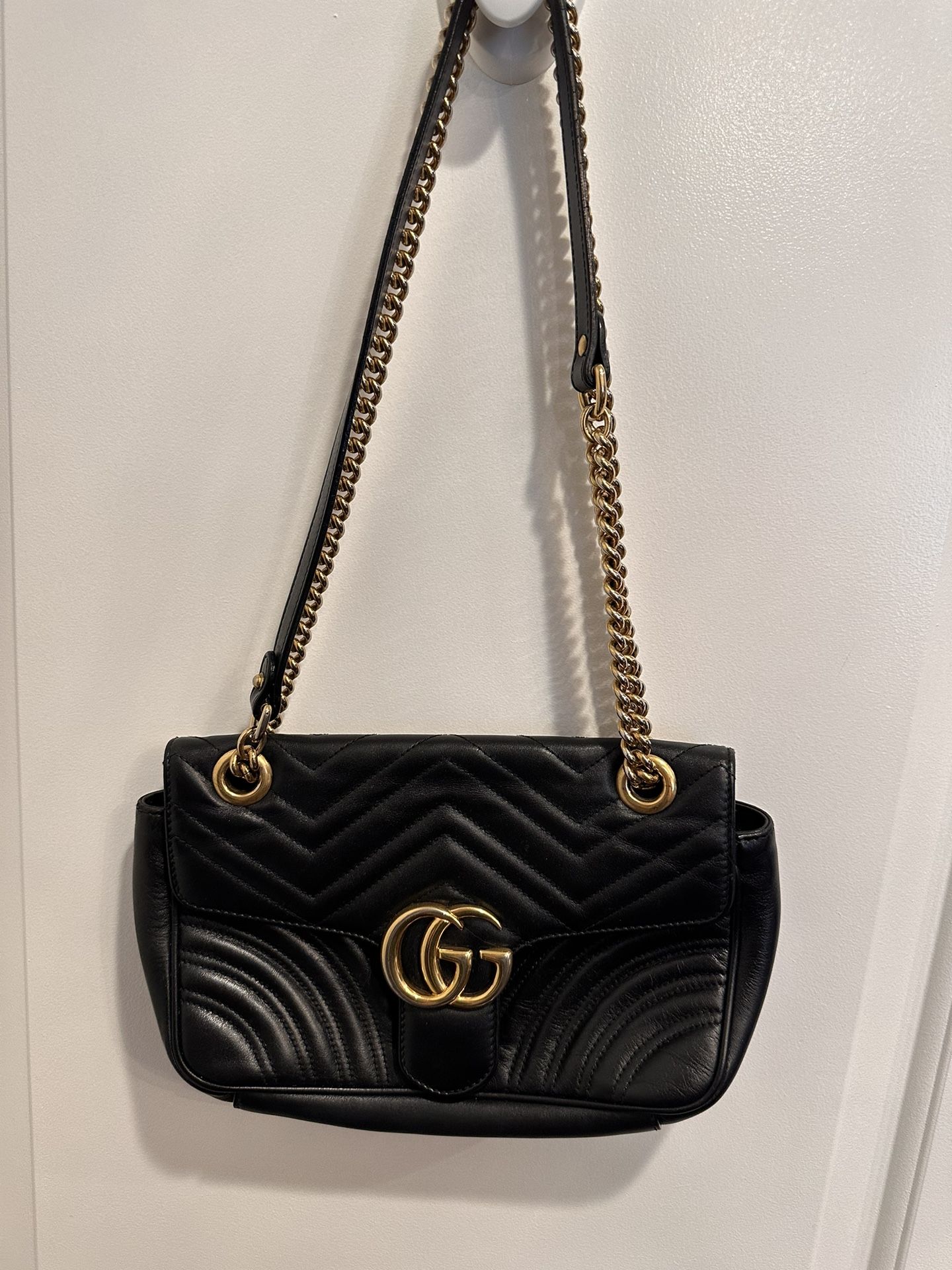 Gucci Crossbody Bag. Authentic. 