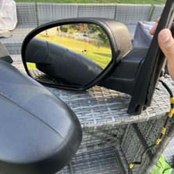 GMC Sierra Side Mirrors 