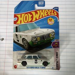 Alfa Romero Giulia TI Super Hotwheel Toy Car