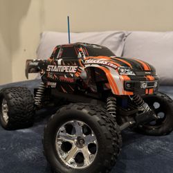 Traxxas Stamped