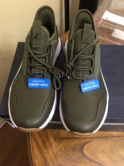 Tenis Nuevos Size 9.5 De Hombre Marca Nautica New Never Used
