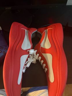 Red Prada cups