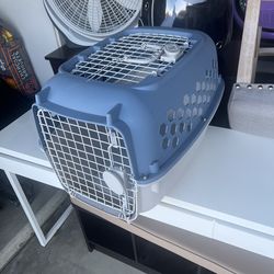 Pet carrier
