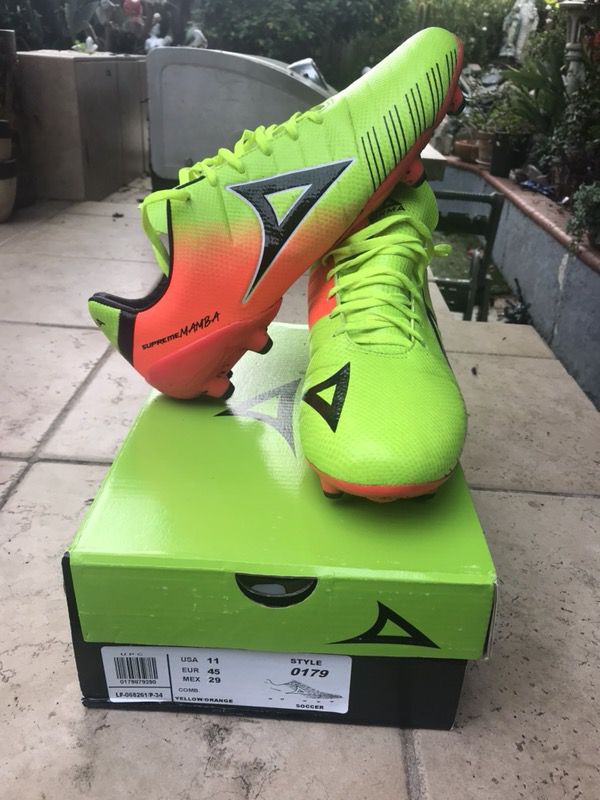 Pirma Supreme Soccer Cleats Neon Green Size 10 for Sale in Los Angeles, CA  - OfferUp