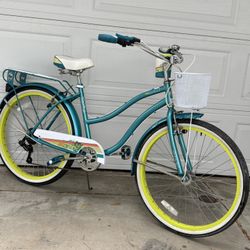Fully Loaded 7 Speed Huffy 26” Beach Cruiser Bike
