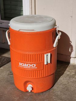 Igloo 5 Gallon Beverage Cooler