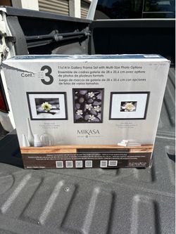 Mikasa 11x14 in gallery frame set
