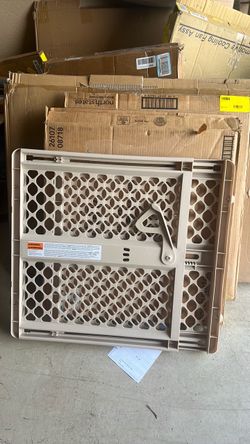 Baby gate