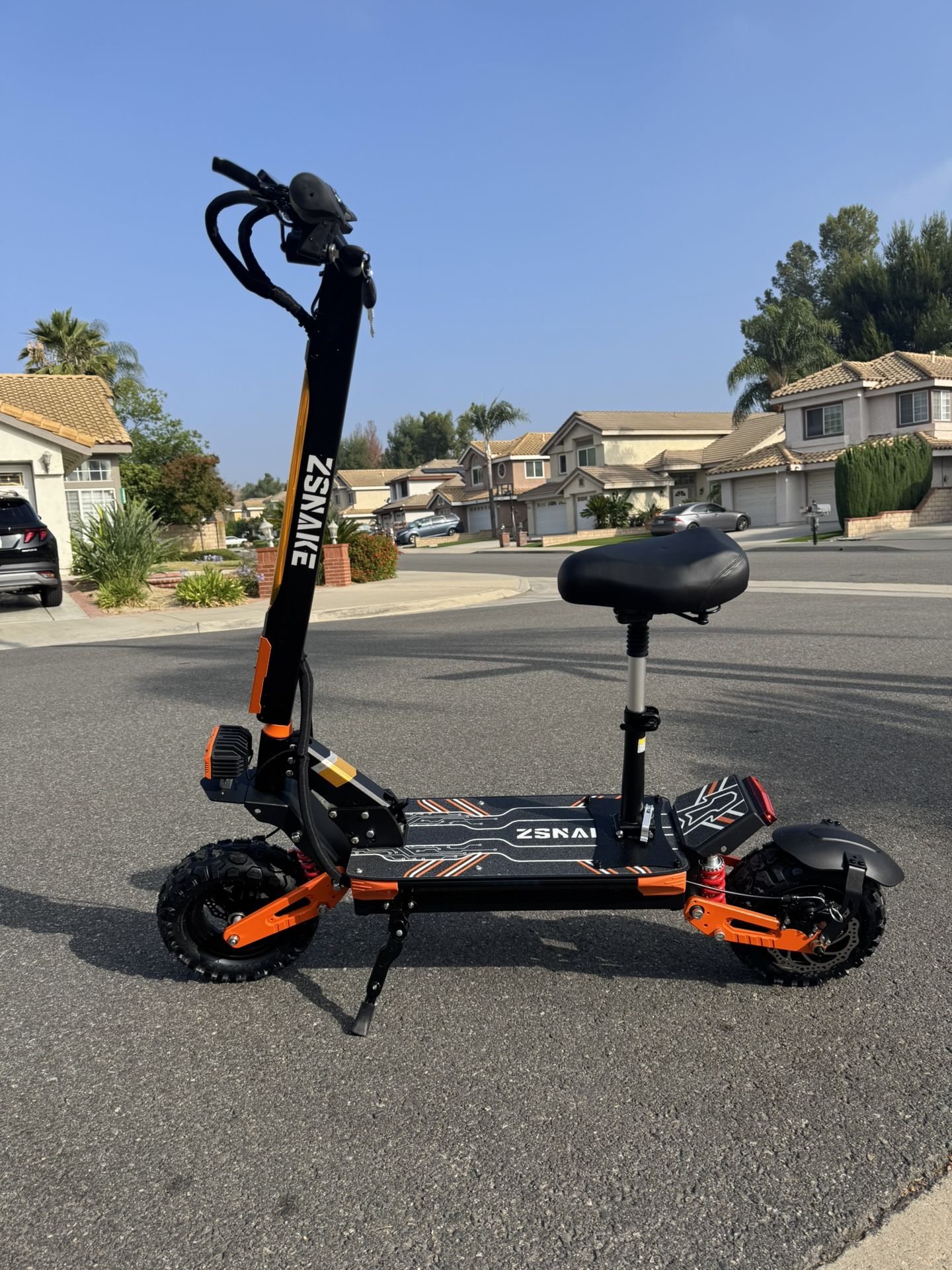 Electric scooter
