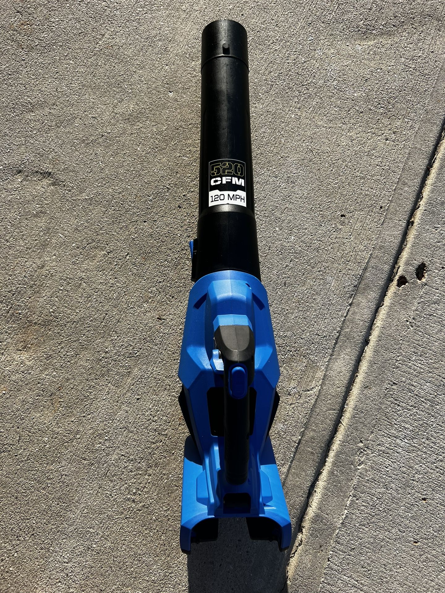 Kobalt Gen4 40-volt 520-CFM 120-MPH Battery Handheld Leaf Blower 4 Ah (Battery and
