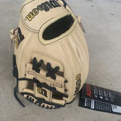 Wilson A2000 Baseball Glove 11.5 NWT