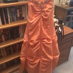 Quincé dress /prom dress size 3