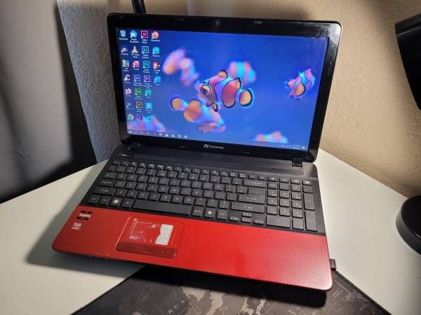Gateway NV55S - AMD Pro A6 - 8GB Ram - 256GB SSD - Windows 10 Pro