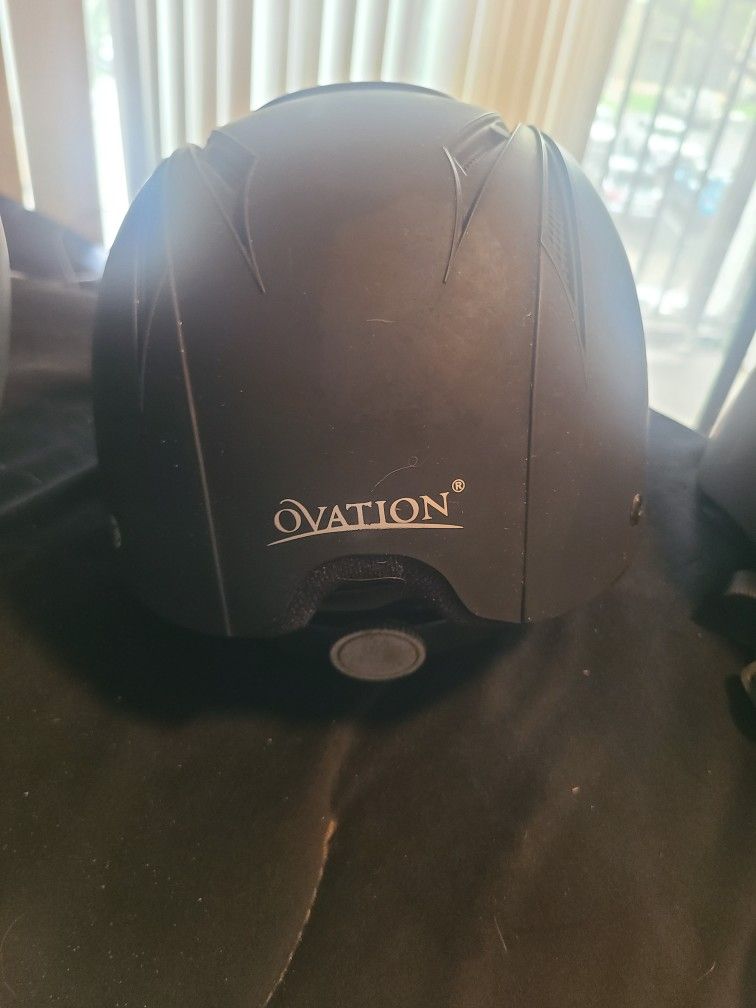 Ovation horseback riding helmet for kids size 48-52
